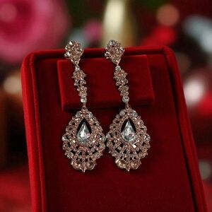 Rose Gold White Crystal Teardrop Dangle Earrings Fashion Jewelry NWOT